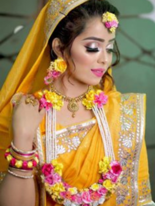 हल्दी की खुशबू से भर जाए दिल का अरमां, खुशियों का रंग चढ़े, जीवन में हो सुख-शांति का आगाज़।