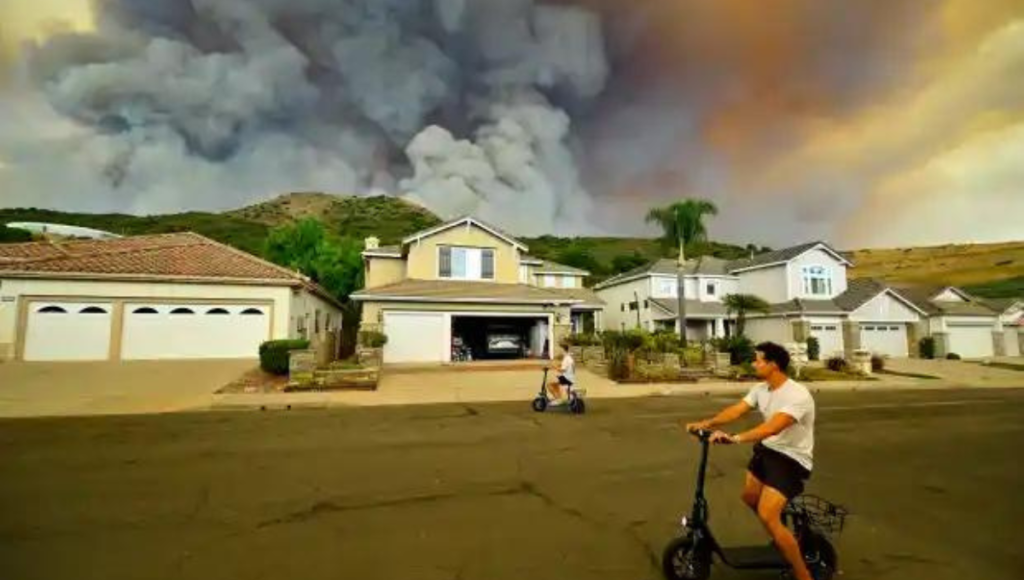 Oklahoma's Trabuco Canyon Airport fire grows to 5,432 acres, evacuation warnings extend to Riverside County