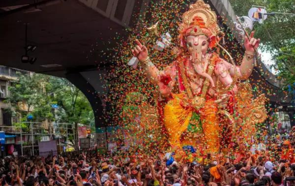 Ganesh Chaturthi 2024: 6 या 7 सितंबर को गणेश चतुर्थी कब है? क्या आप जानते हैं तिथि, शुभ मुहूर्त, पूजा और उपहार?