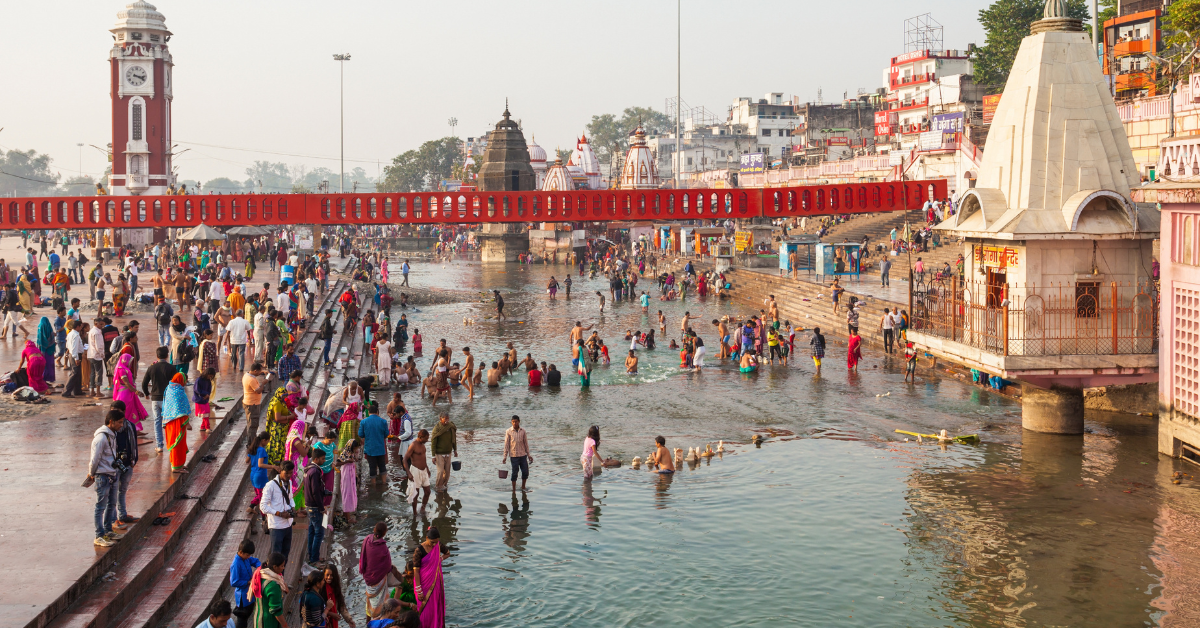 Maha Kumbh 2025: महाकुंभ जाने पर बरतें ये 6 सावधानियां टेंशन फ्री होगी यात्रा!
