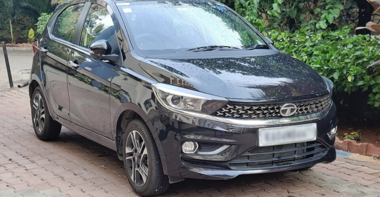 Tata Tiago Safety Features : Tata Tiago OnRoad Price 2025 में पूरी जानकारी!