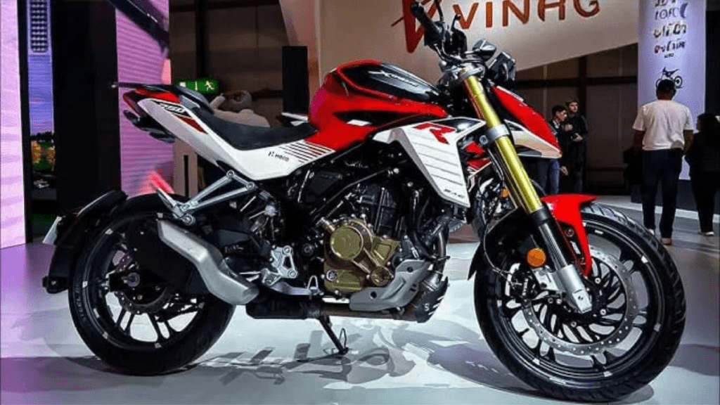 Hero Xtreme 250R Mileage