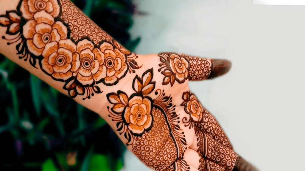 Mehndi Design Front Hand