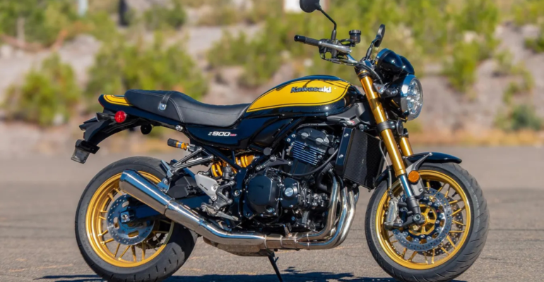 Z900RS