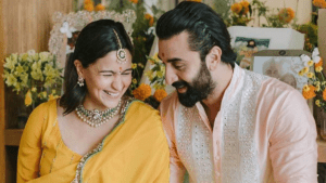 Ranbir Alia Wedding Love:Ranbir Kapoor और Alia Bhatt की शानदार बॉलीवुड वेडिंग प्यार परंपरा और ग्लैमर से सजी सितारों भरी भव्य शादी!