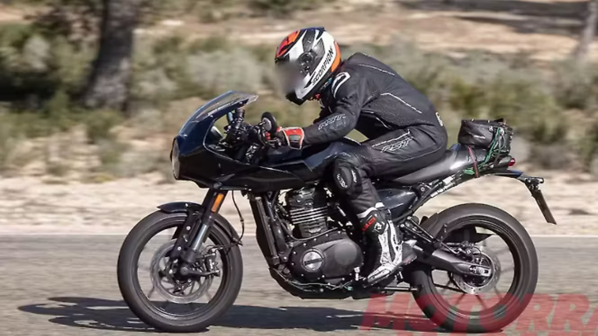 Triumph Thruxton 400 : दमदार रेट्रो बाइक, बोल्ड लुक्स, जबरदस्त माइलेज – कीमत फीचर्स और पूरी जानकारी! मिस न करें!