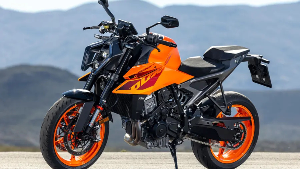 KTM 990 Duke:उन्नत स्पोर्ट-नेकेड मोटरसाइकिल शक्तिशाली प्रदर्शन आक्रामक स्टाइलिंग उत्कृष्ट हैंडलिंग नवीन डिज़ाइन बेहतरीन राइडिंग अनुभव।