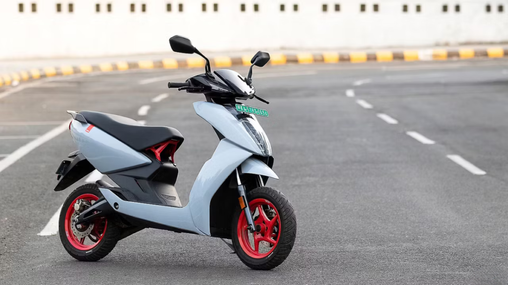 VLF Mobster 180 : एक शक्तिशाली इलेक्ट्रिक बाइक है, जो शानदार डिज़ाइन, उन्नत तकनीक और पर्यावरण-हितैषी प्रदर्शन के लिए जानी जाती है।