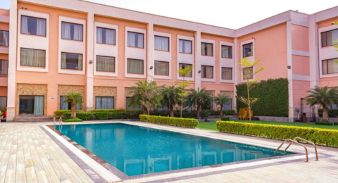 Tivoli Grand Resort Hotel : शानदार वेडिंग वेन्यू लग्जरी रूम्स विशाल लॉन बेहतरीन सेवाएं और प्रीमियम सुविधाओं के साथ दिल्ली में।