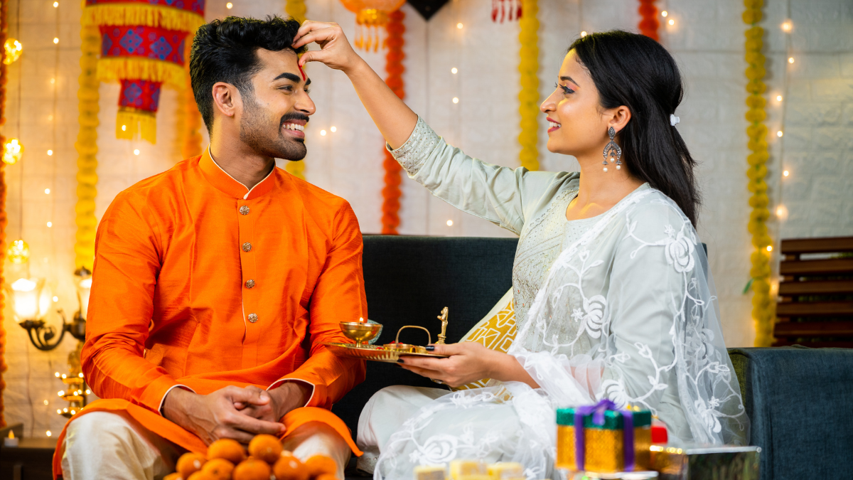 Happy Raksha Bandhan Reply : रक्षाबंधन की शुभकामनाओं का धन्यवाद भाई-बहन के अटूट प्रेम और बाँध के लिए हार्दिक आभार!