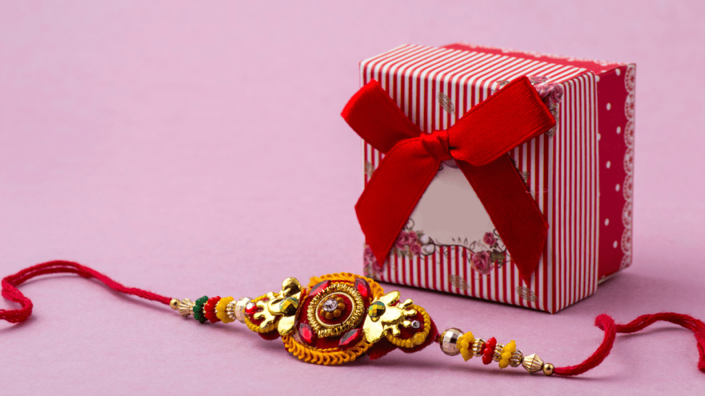 New Rakhi Design 2025 : भाई-बहन के रिश्ते को समर्पित अनोखी मॉडर्न और ट्रेडिशनल राखियों की लेटेस्ट डिज़ाइनों का प्यारा संग्रह 2025 में उपलब्ध!