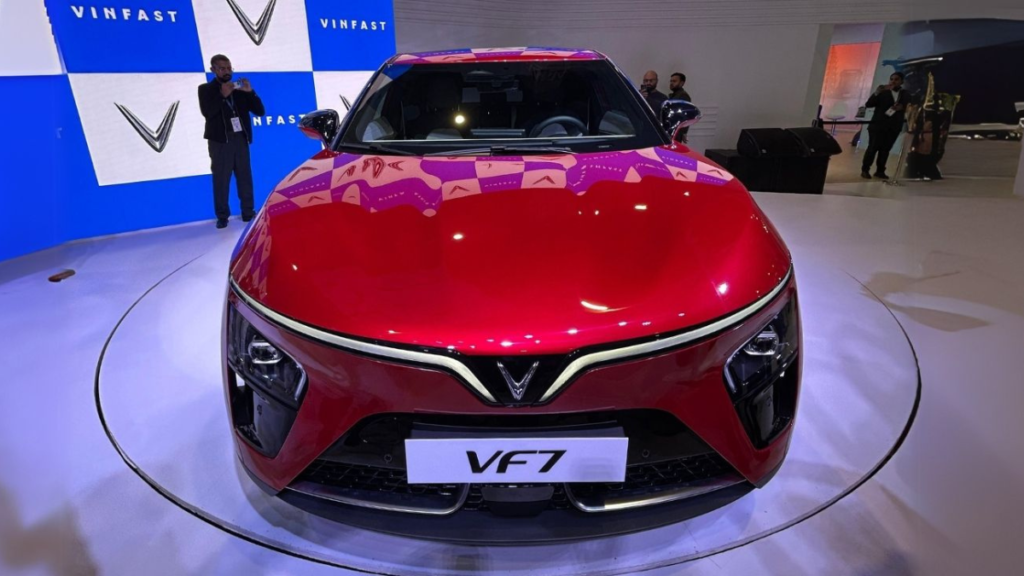 VinFast VF7 (Electric SUV)