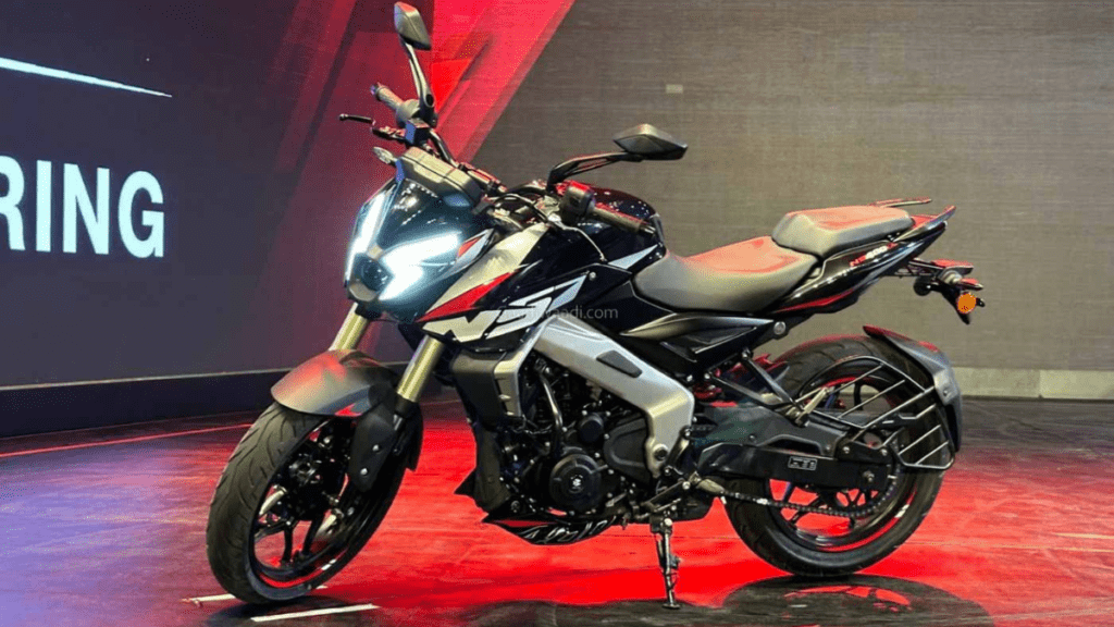 Bajaj Pulsar NS400Z : बजाज पल्सर NS400Z एक शानदार स्पोर्ट्स मोटरसाइकिल है इसमें शक्तिशाली 400cc इंजन आकर्षक लुक्स उन्नत फीचर्स और दमदार राइडिंग अनुभव है।