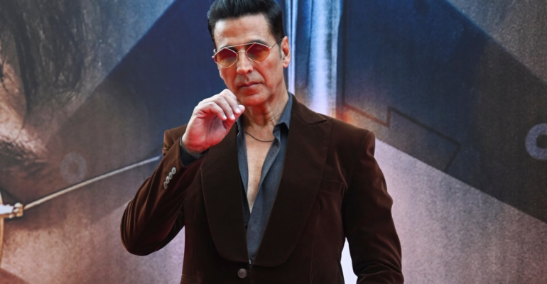 Akshay kumar networth