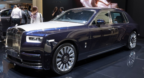 Rolls-Royce Phantom:कहलाती है कारों का राजा