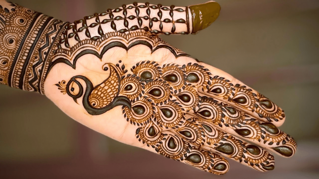 festive mehndi design..रंगों और खुशियों से भरा खूबसूरत फेस्टिव मेहंदी डिज़ाइन