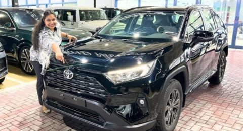 Toyota rav4 दमदार इंजन स्टाइलिश डिजाइन