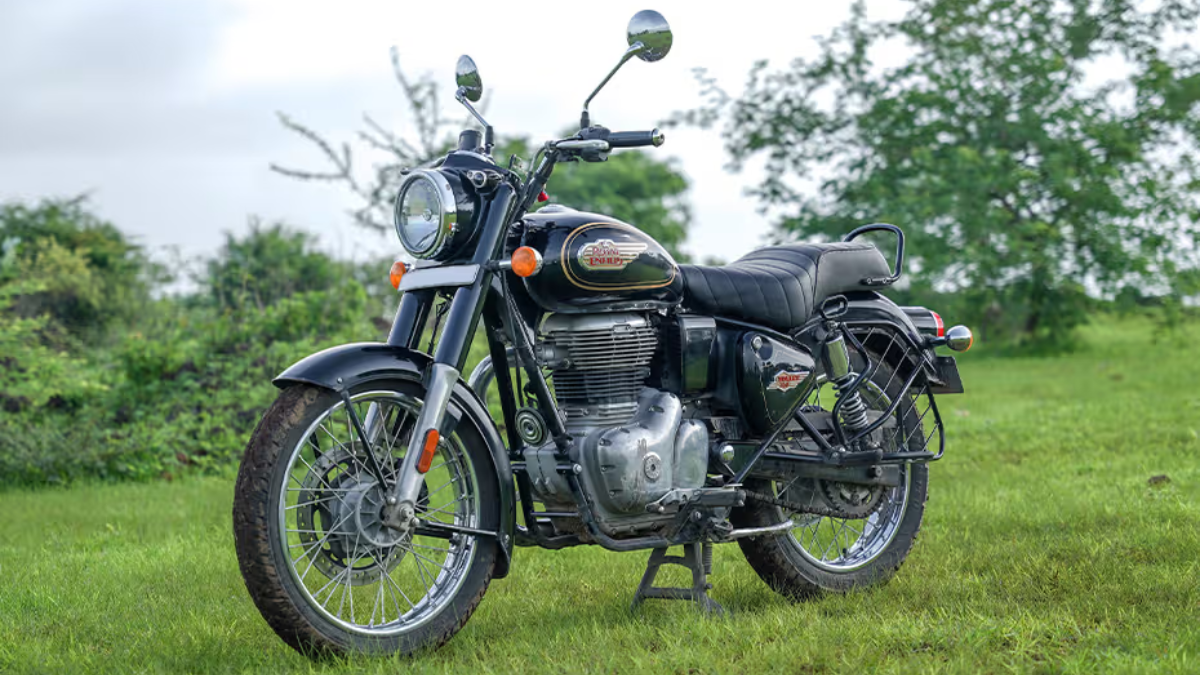 Royal enfield bullet on road price