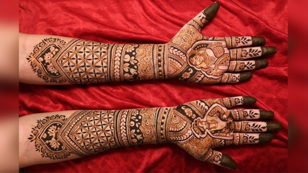 Pretty Bridal Mehndi Art