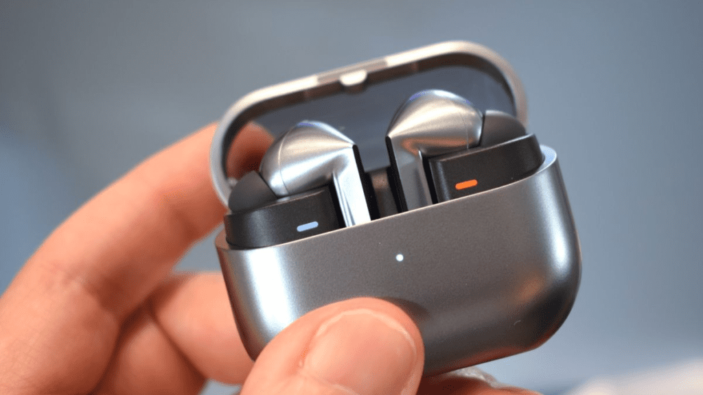 noise earbuds आपकी जेब और मन दोनों खुश कर देंगे ये गजब के ऑफर! इस महीने सिर्फ इतने में पाए अपना पसंदीदा गैजेट ऑफर जल्द खत्म होगा!