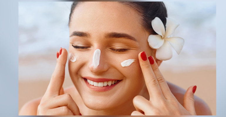 Sunscreen for face सूरज की हानिकारक किरणों से करें प्रभावी सुरक्षा और पाएं ताजा दमकती और युवा त्वचा हर दिन!