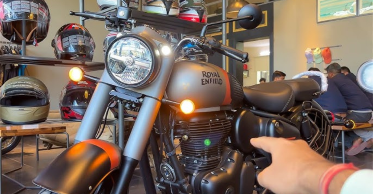 Bullet Standard 350 Price on Road Bullet Standard 350 की ऑन-रोड कीमत 2025 जानिए बाइक की असली कीमत और एक्स्ट्रा ऑफर्स!