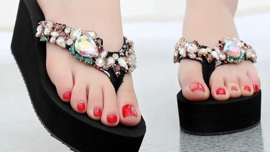 Slippers for women