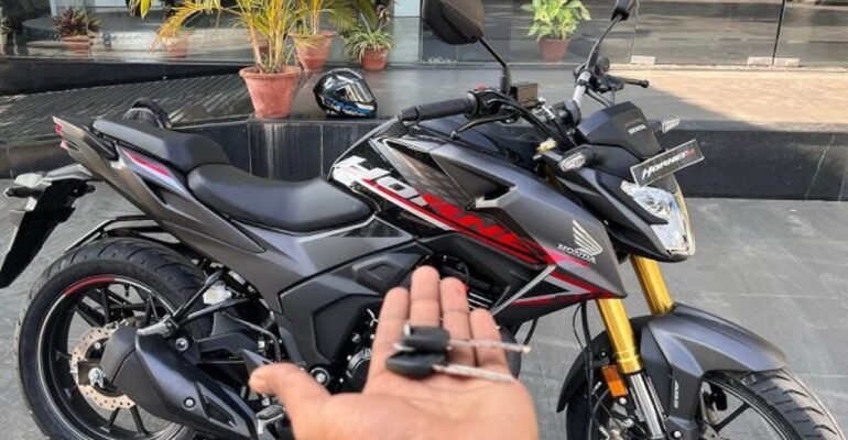 Honda Hornet 2.0