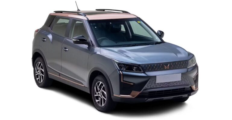 XUV 400 EV