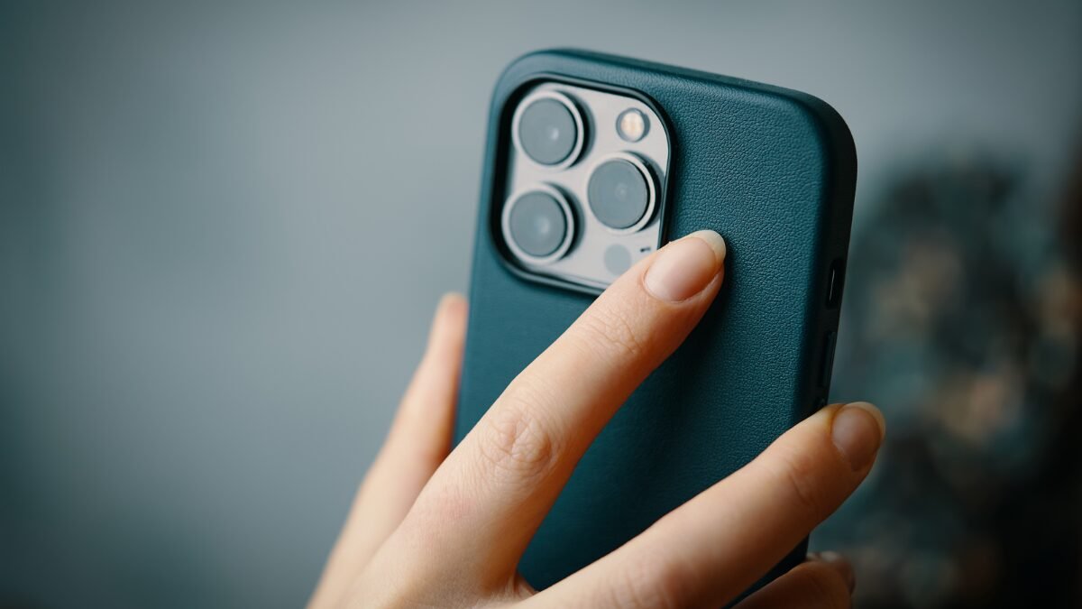 iPhone Under 30000