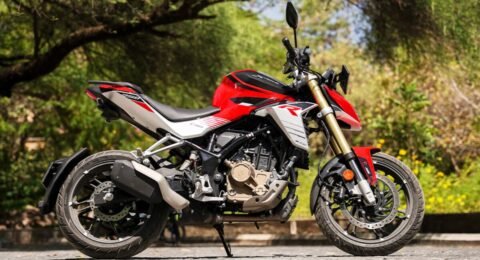 Hero Xtreme 250R Mileage
