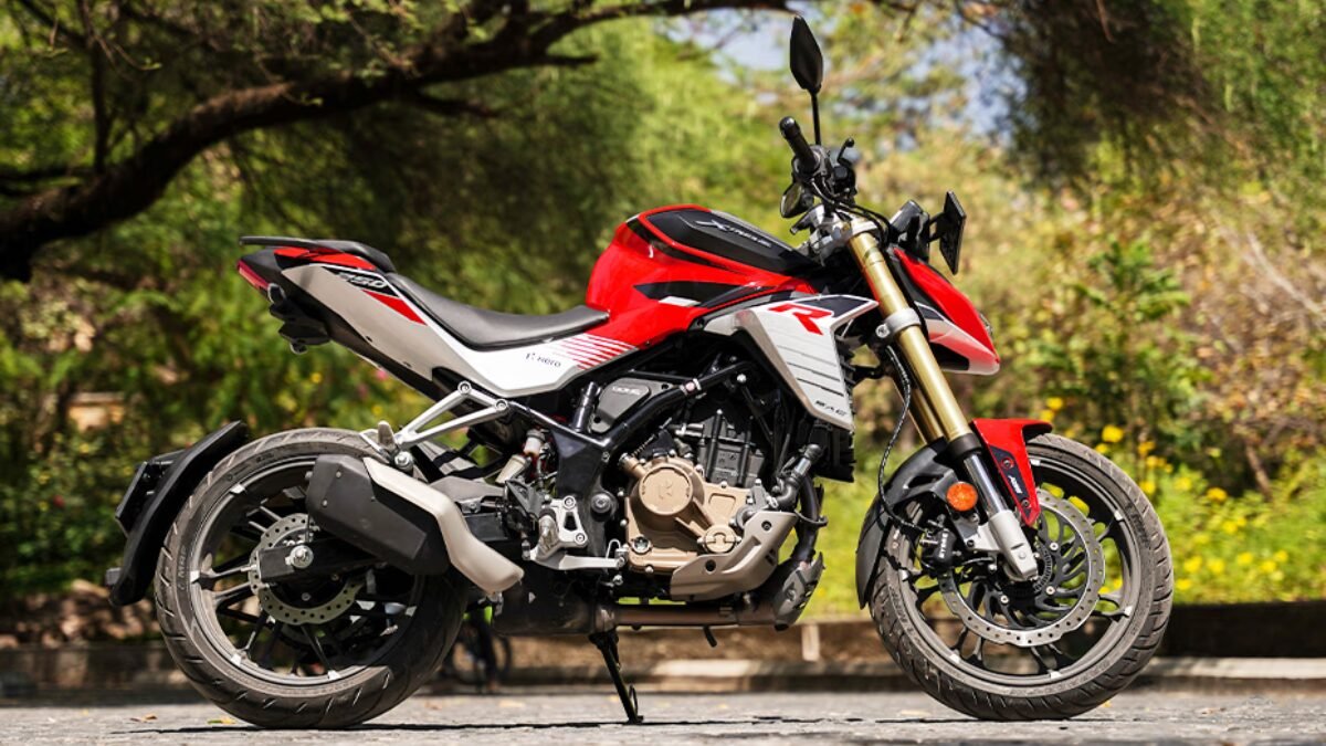 Hero Xtreme 250R Mileage