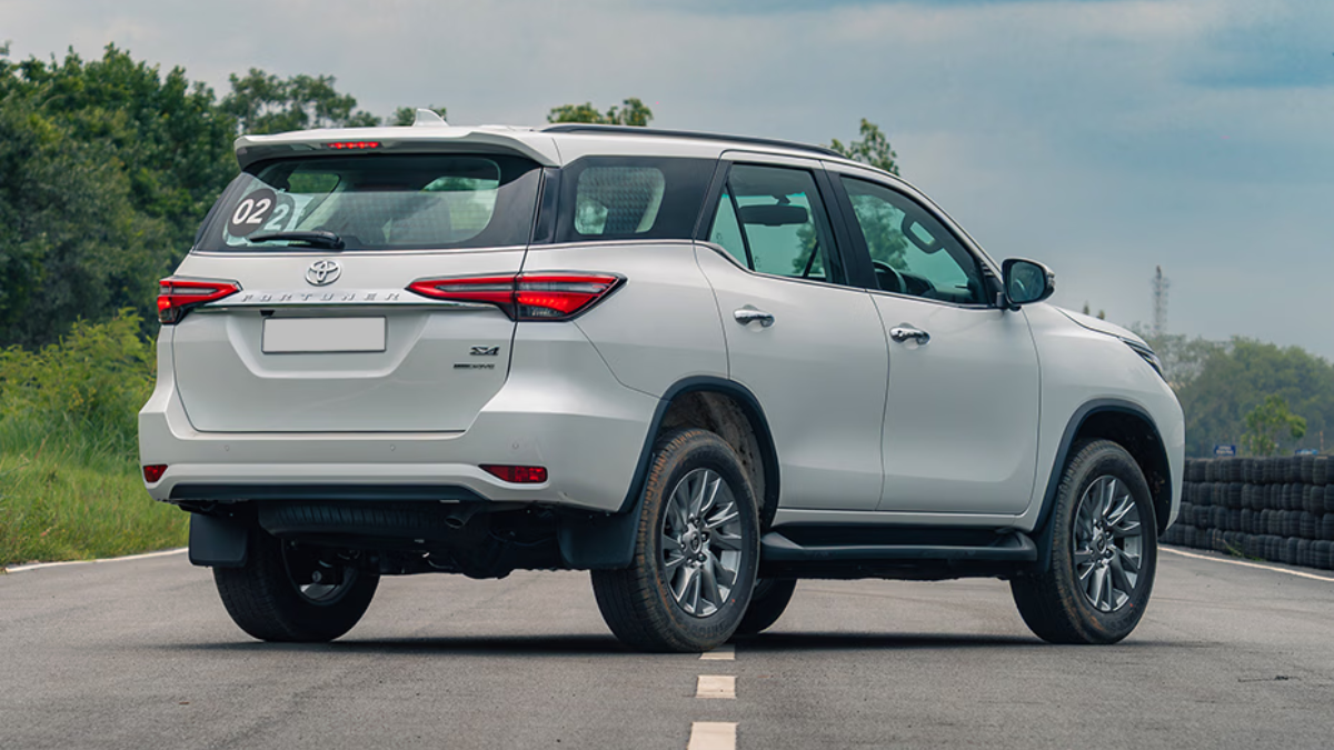 Rwd bihar Toyota Fortuner RWD Price in Bihar जानिए Patna और आसपास के इलाकों में बेहतरीन ऑफर्स और डील्स!