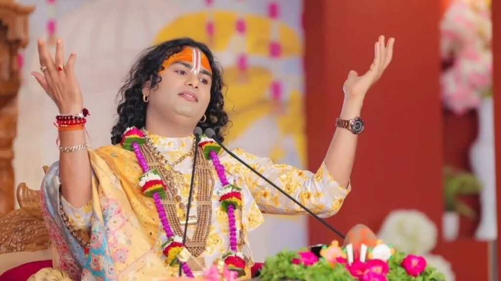 एल्विश यादव वृंदावन यात्रा