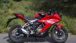 Karizma xmr 210