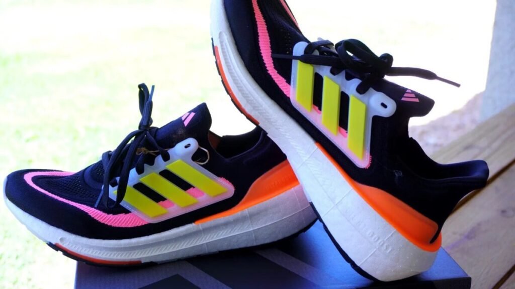 Adidas Sneakers