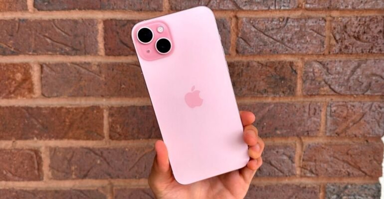 iPhone 15 Plus