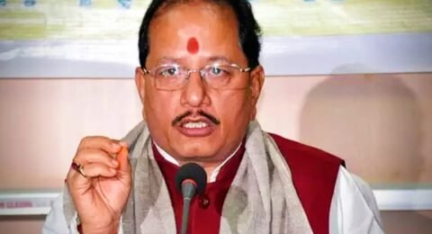 विजय सिन्हा शराब टेस्ट