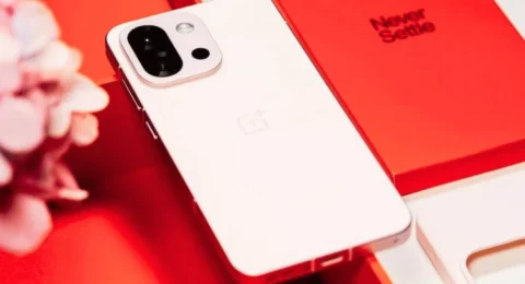 वनप्लस Ace 6T
