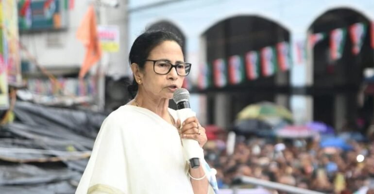 ममता बनर्जी चेतावनी