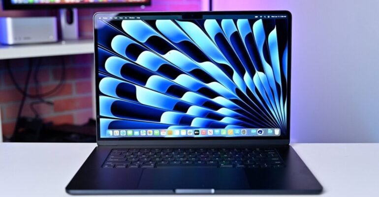 MacBook Air M4 2025