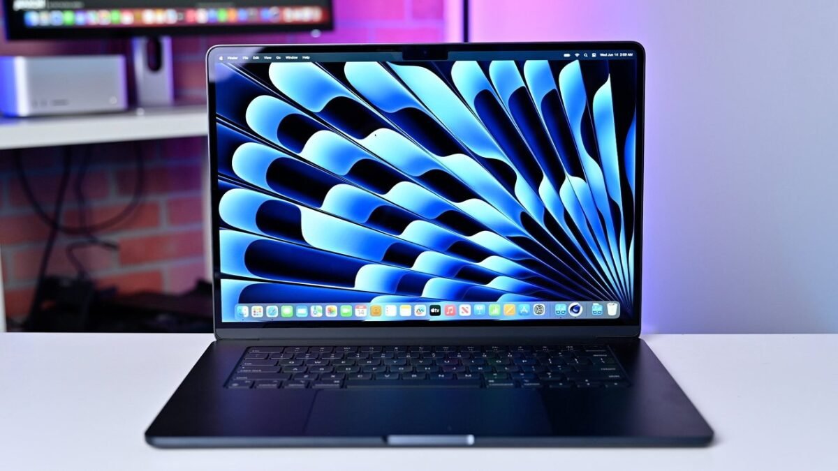 MacBook Air M4 2025