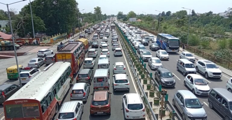 देहरादून ट्रैफिक जाम