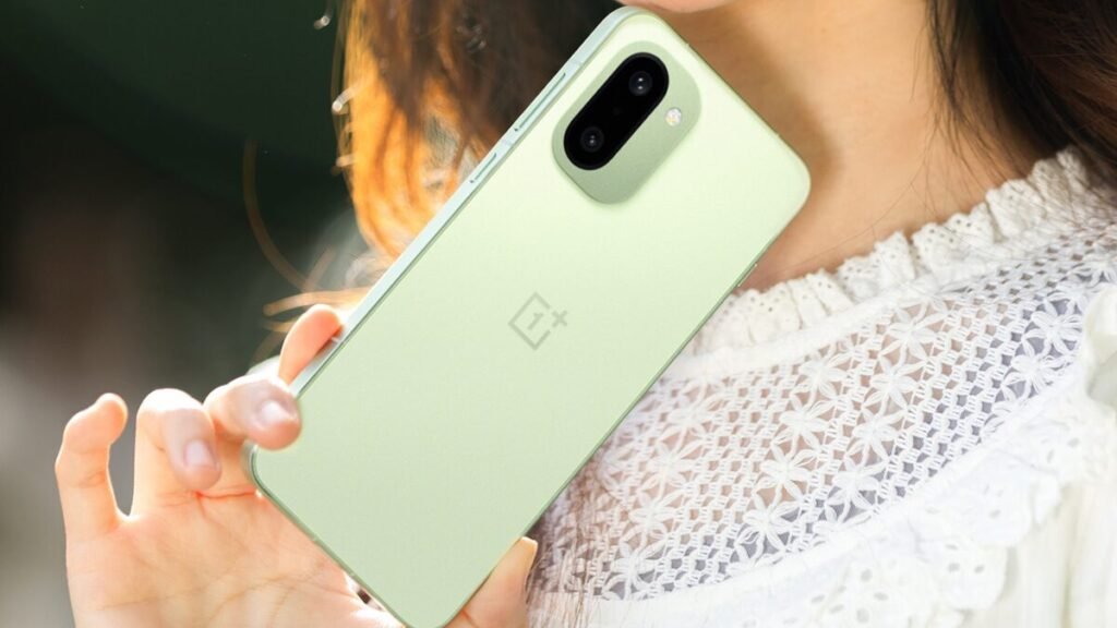 वनप्लस 15R