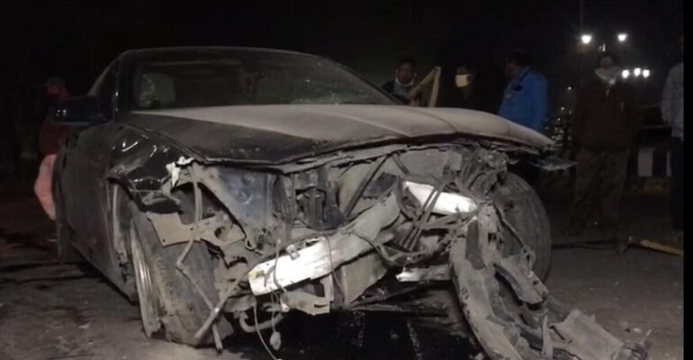 राजकोट हादसा: राजकोट में BMW की टक्कर से स्कूटी सवार की दर्दनाक मौत, नशे में ड्राइवर गिरफ्तार