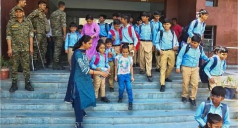UP Schools: चार दिसंबर तक शाम पांच बजे तक खुले रहेंगे सरकारी स्कूल, इस वजह से लिया गया फैसला