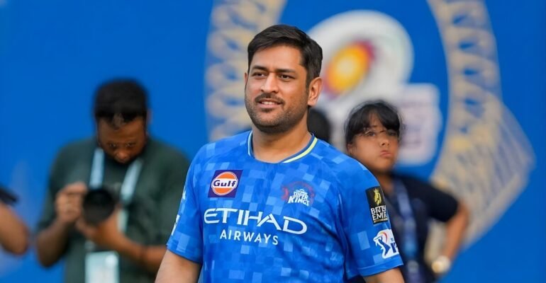 MS Dhoni captain