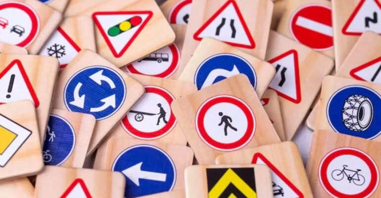 important traffic signs in India