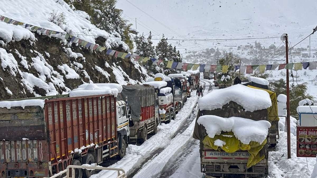 बर्फबारी हिमाचल 2025