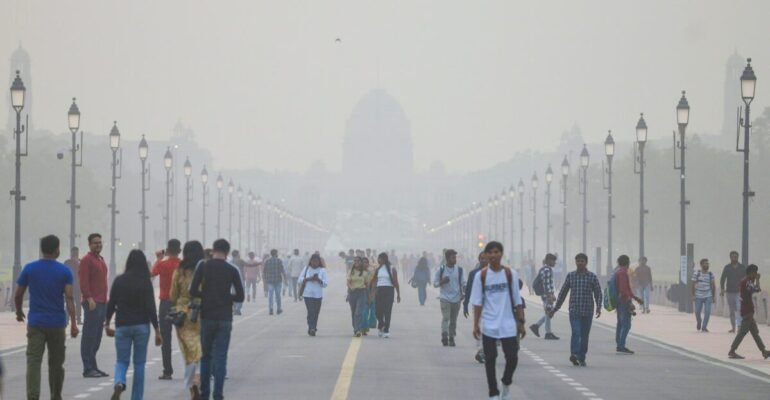दिल्ली AQI सीवियर 2025